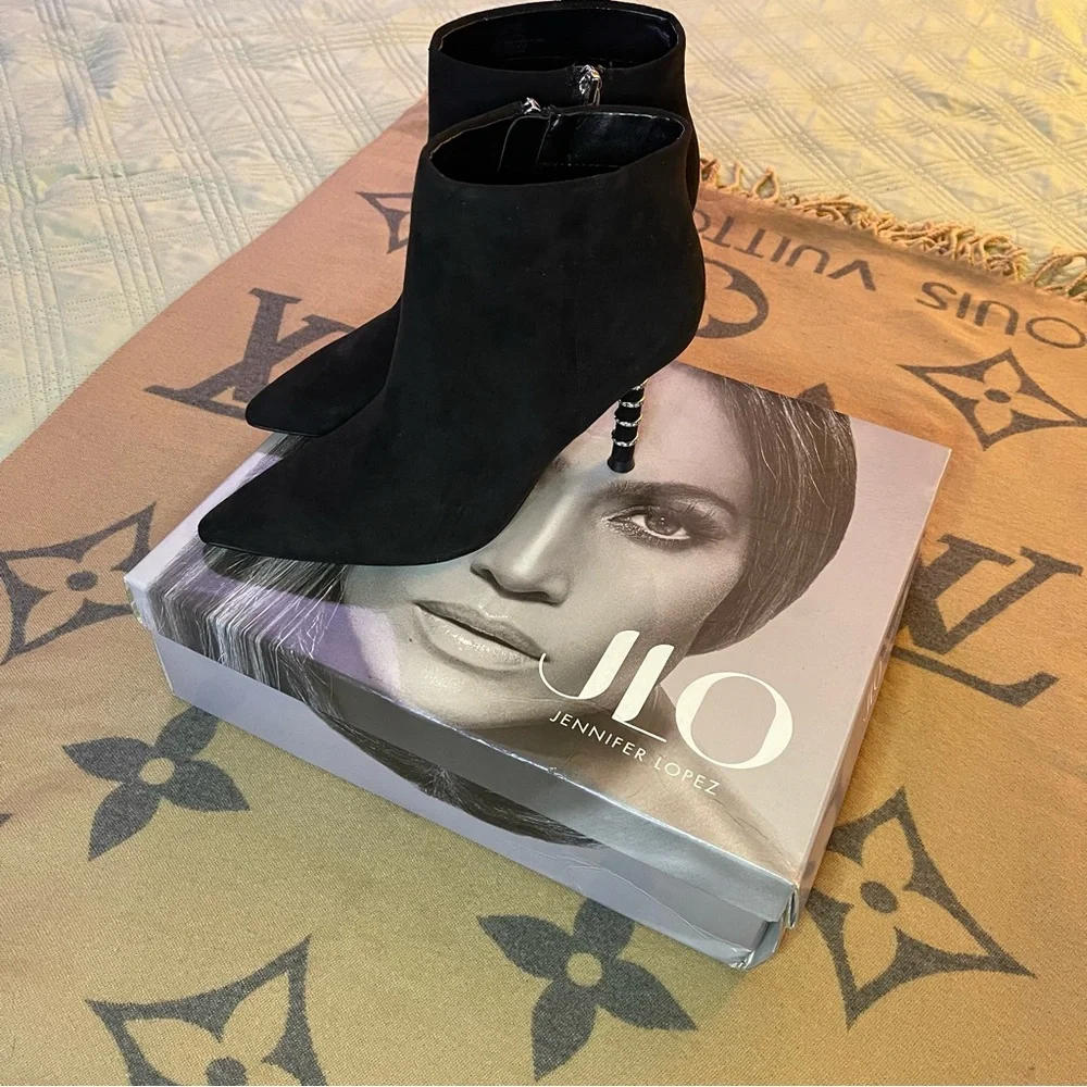Jennifer Lopez Black Ankle Boots Sleek Design NWOT